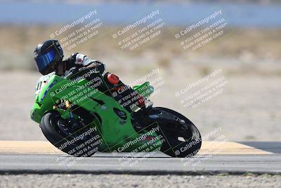 media/Oct-05-2025-CVMA (Sun) [[beeef4f201]]/Race 5-Amateur Supersport Open (Holeshot)/